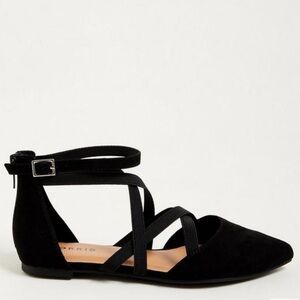 Torrid Faux Suede Elastic Black Strap Flat‎ 6.5WW